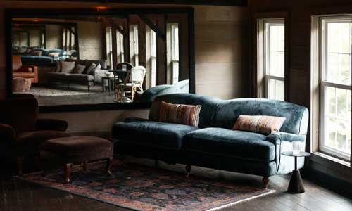 All furniture at your wedding at Roxbury Barn & Estate is included: dinner tables, chairs, lounge furniture,benches, outside furniture, ceremony chairs, etc