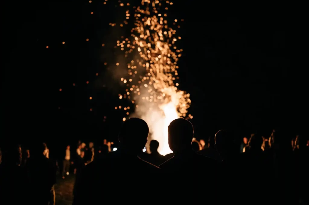 Enjoy an extra large bonfire beneath the stars as the grand finale to your Catskills wedding