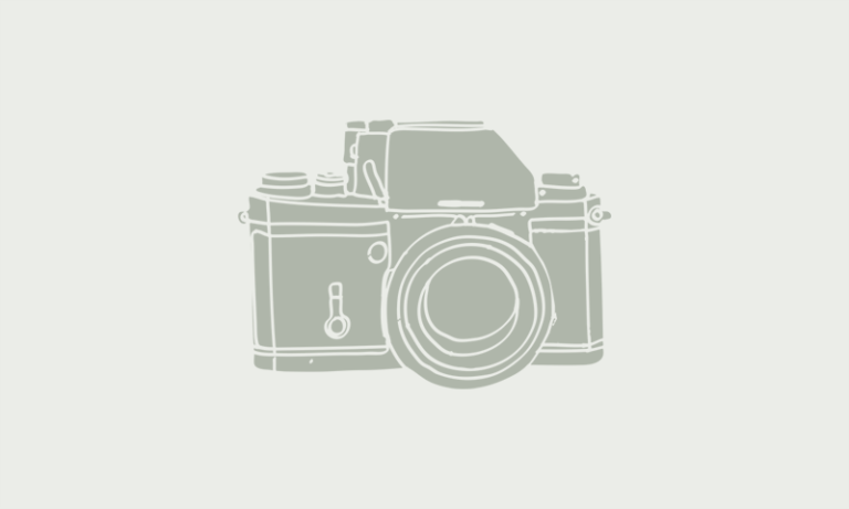 The Green List is our high quality list of recommended, talented and vetted wedding vendors