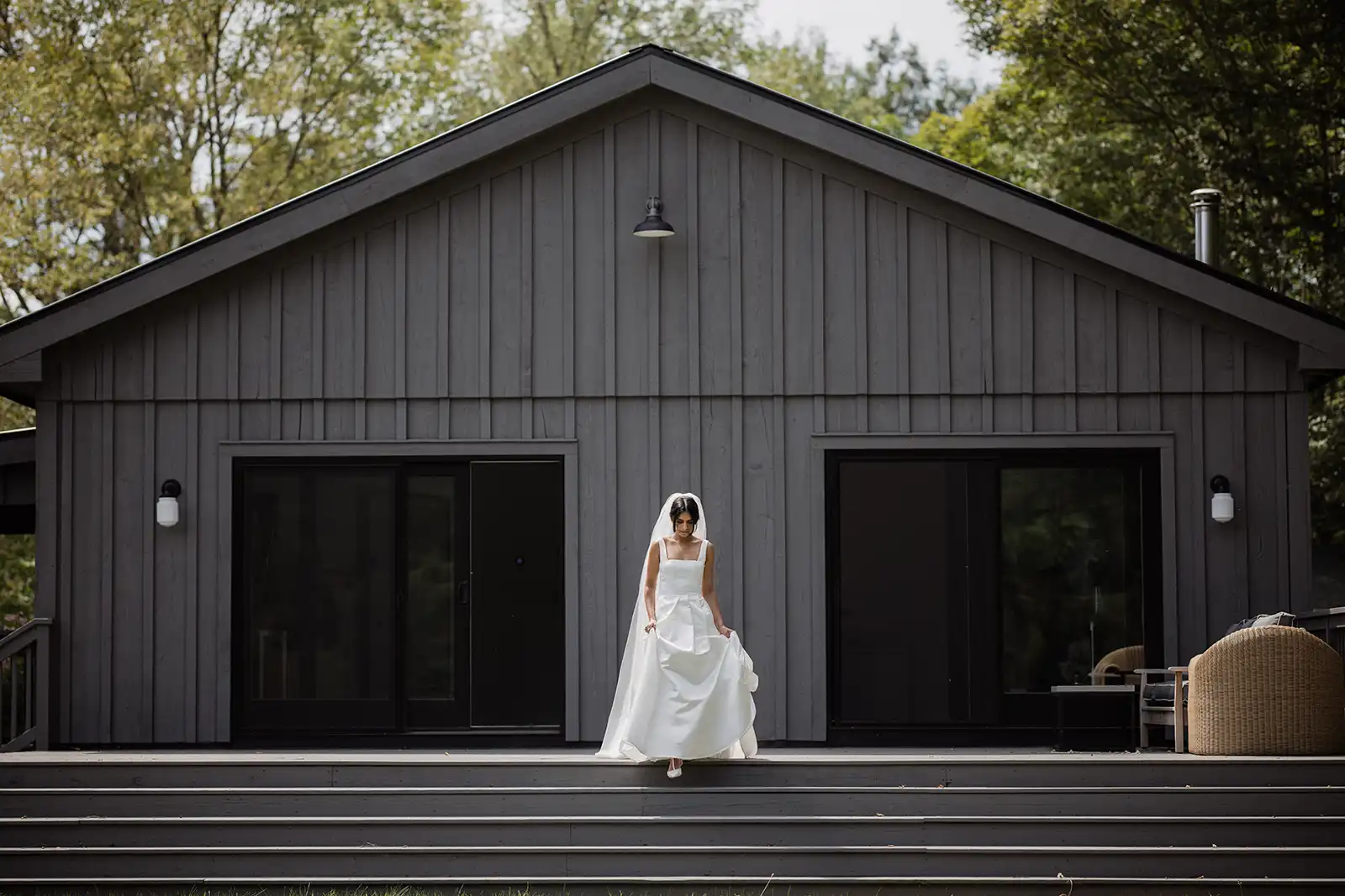 Roxbury Barn | Photo Gallery: getting ready at the Cottage